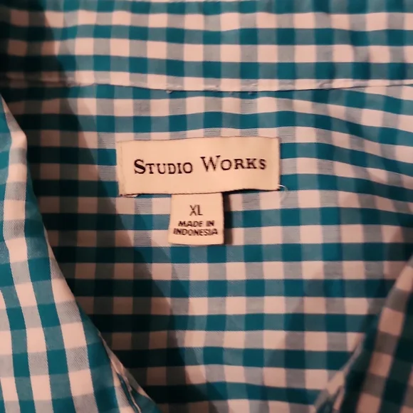 Button Up Shirt - Picture 2 of 3